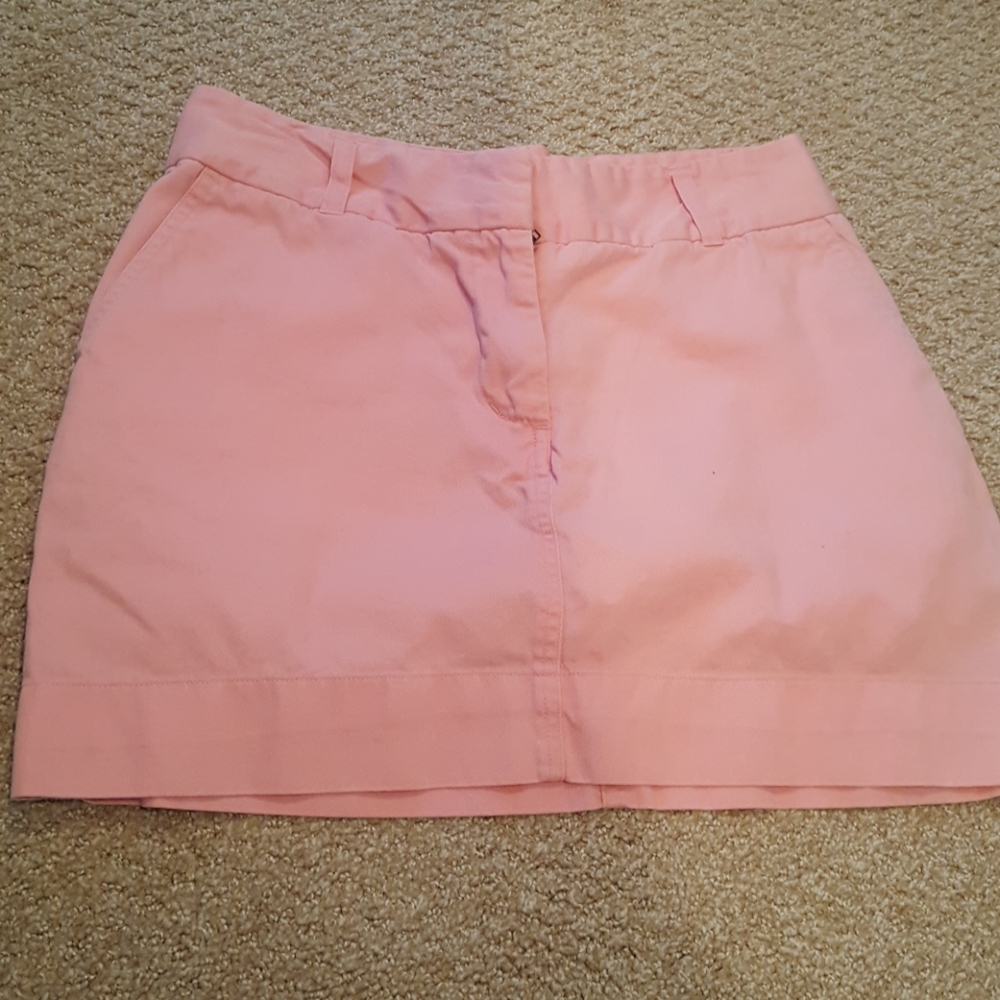 Vineyard Vine chino mini skirt